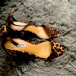 Steve Madden leopard print sandals . Light wear
